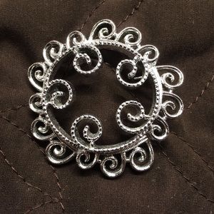 ✨Vintage Silver Swirl Brooch by Sarah Coventry